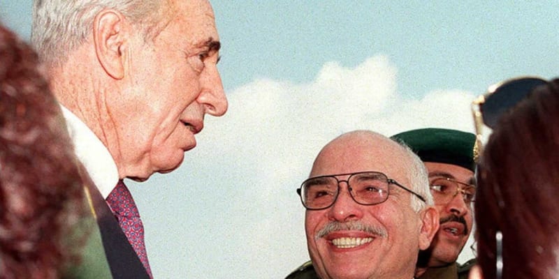Šimon Peres a Husajn I.