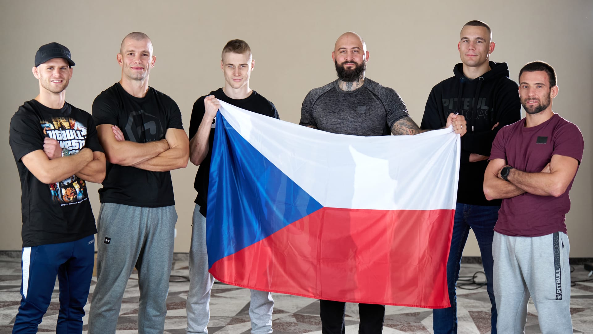 Na KSW nastoupí celkem šest českých bojovníků