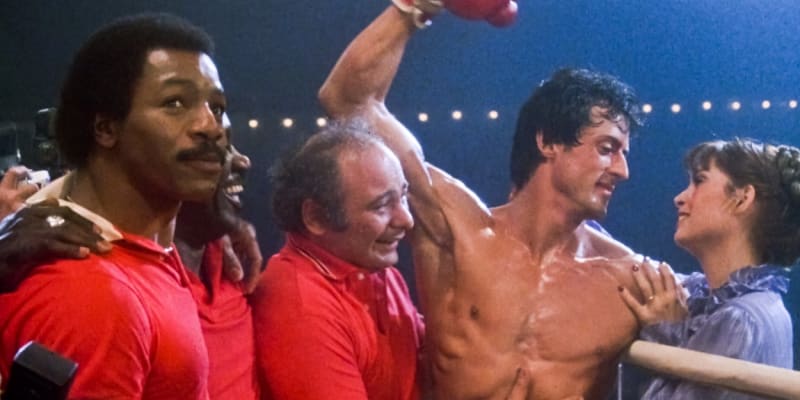 Burt Young jako Paulie a Sylvester Stallone v roli legendárního Rockyho