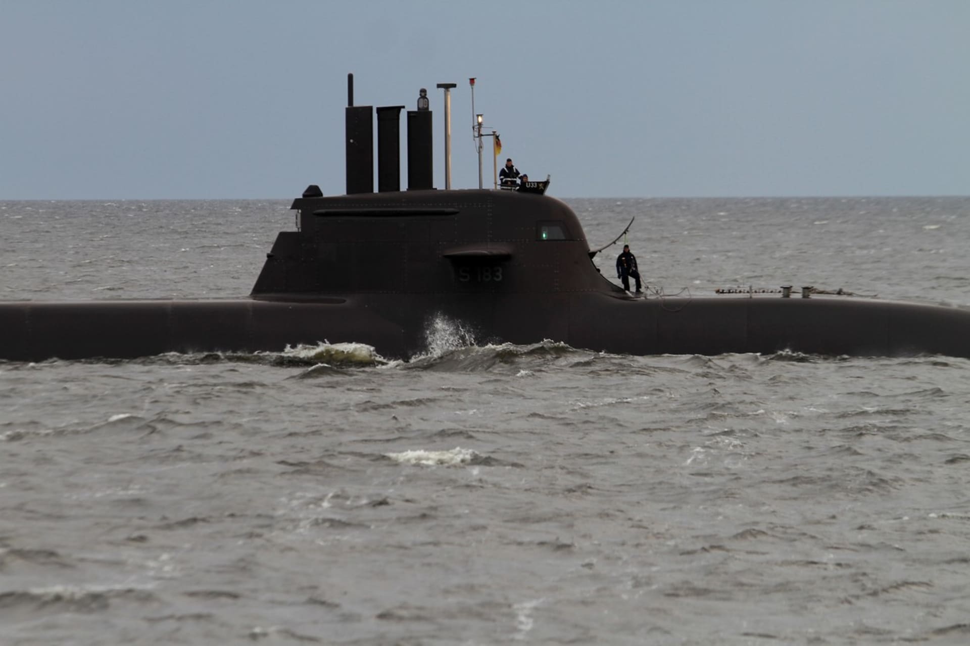 Ponorka vydrží pod hladinou až 30 dní