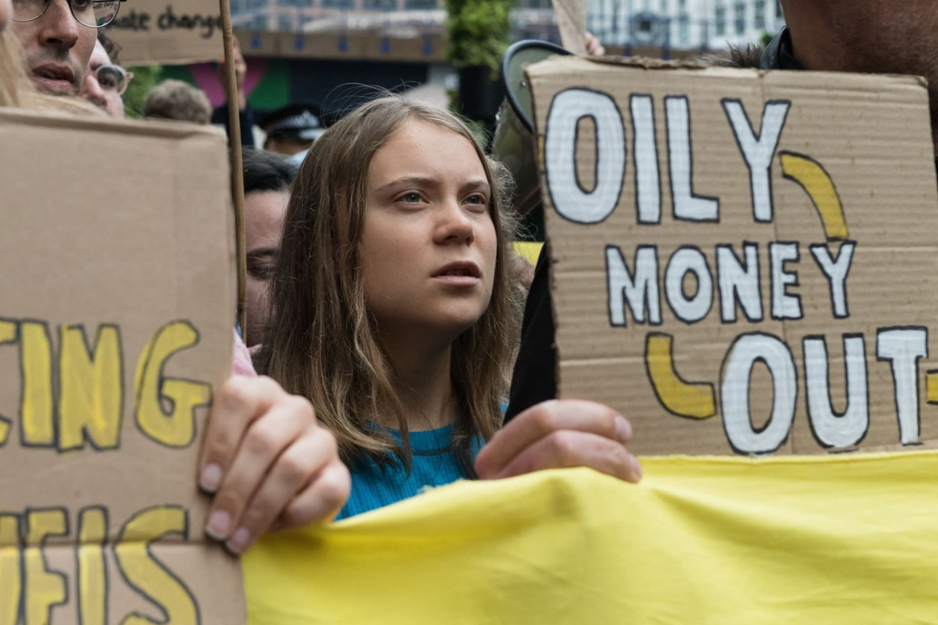 Greta Thunbergová na demonstraci v Londýně 19. října 2023 