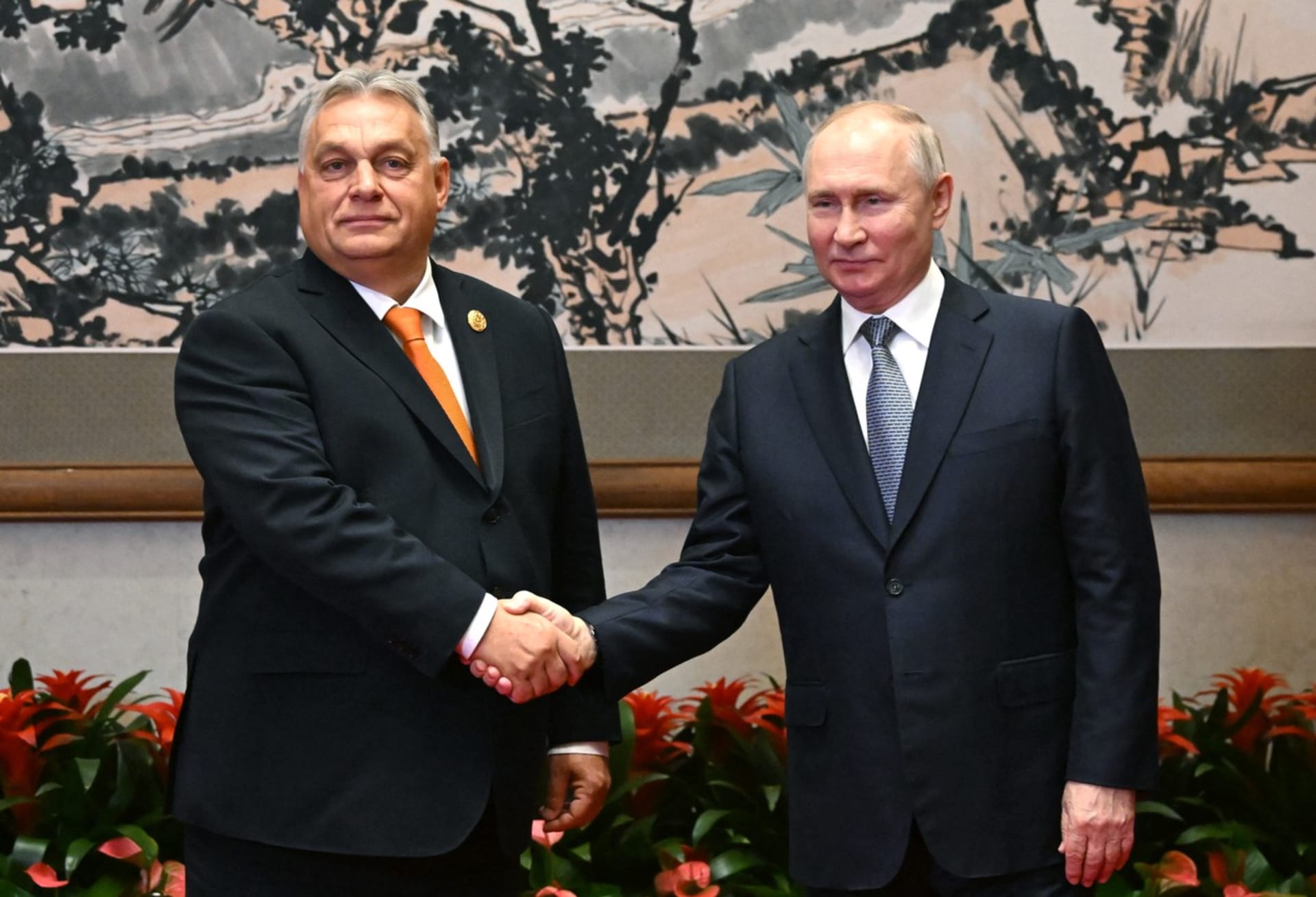 Viktor Orbán a Vladimír Putin během schůzky v Pekingu (17. 10. 2023)