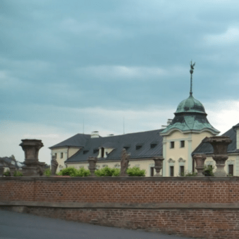 Manětínský zámek