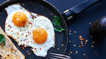 Vejce k snídani: Univerzální ingredience může mít mnoho podob přípravy. Jak je máte nejraději? 