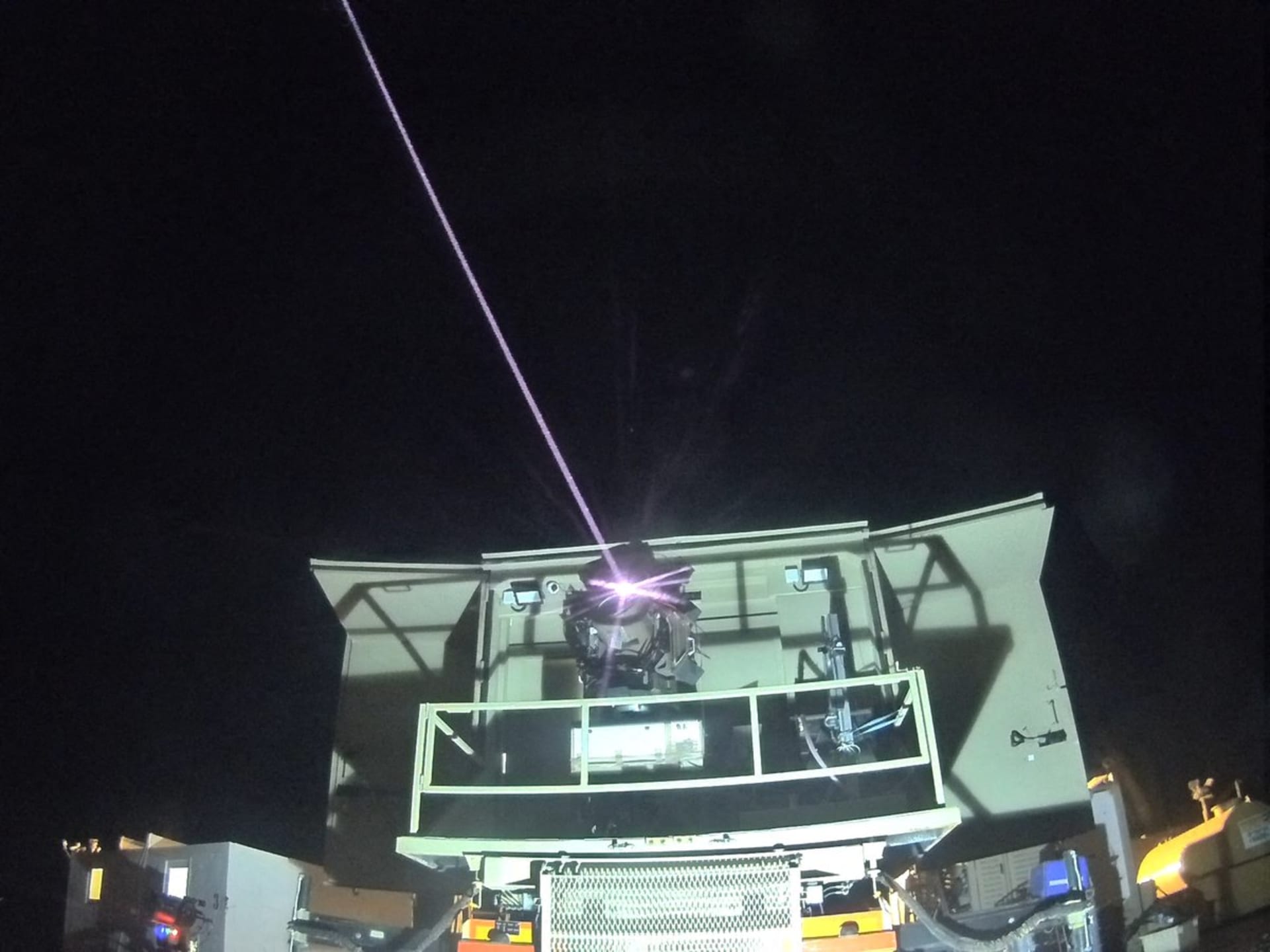 Obranný laserový systém, na kterém pracuje izraelská armáda (duben 2023)