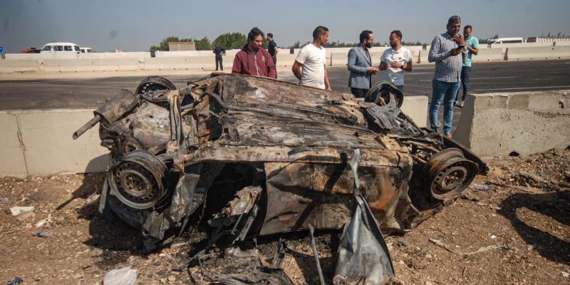 Automobilová nehoda na severu Egypta si vyžádala nejméně 32 mrtvých