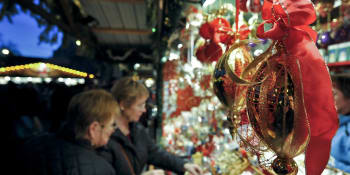 Adventní trhy ve Vídni 2023: Prastaré tradice, vánoční vesnička a další užitečné tipy
