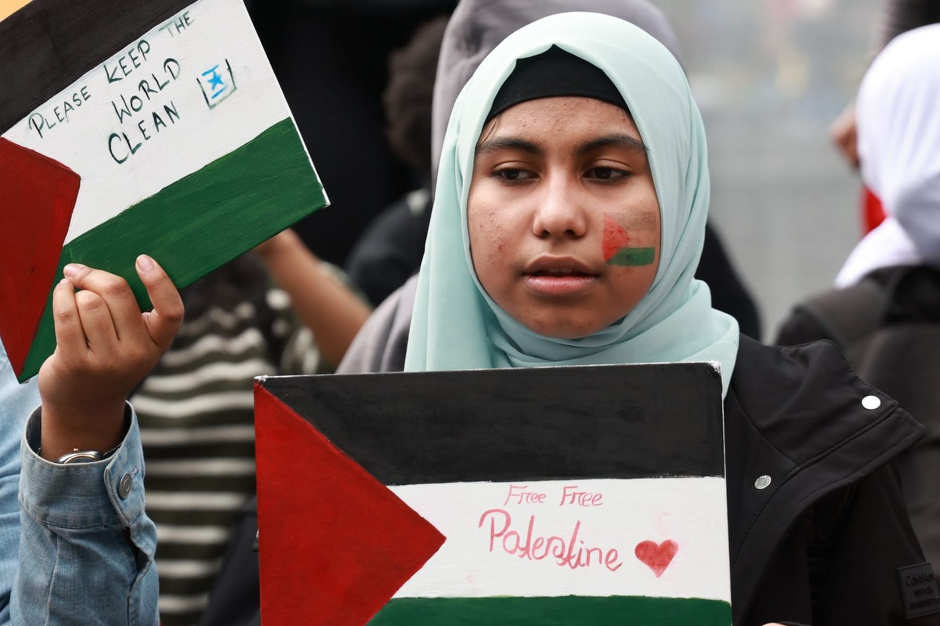 V USA se za práva Palestinců demonstruje také na vysokých školách. 