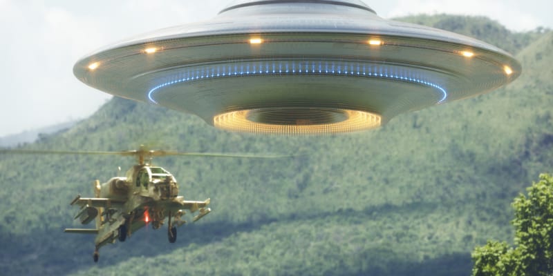 Střet vrtulníku s UFO (ilustrační foto)