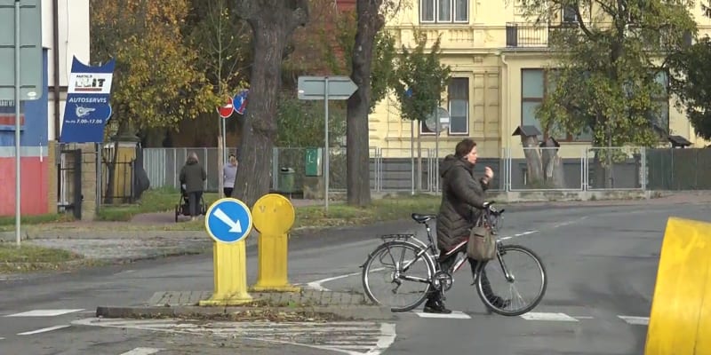 Nejlepší cyklostezky mají v Uničově, za ním je Hradec Králové. 
