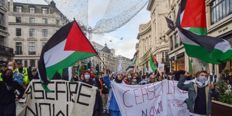 Dav na podporu Palestiny se sešel také v Londýně.