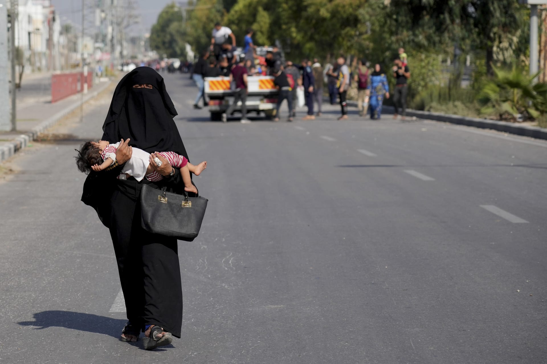 Palestinci prchající na jih Pásma Gazy