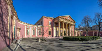 Kulturní katastrofa v Oděse. Ruské bomby zničily umělecké muzeum v chráněné oblasti UNESCO