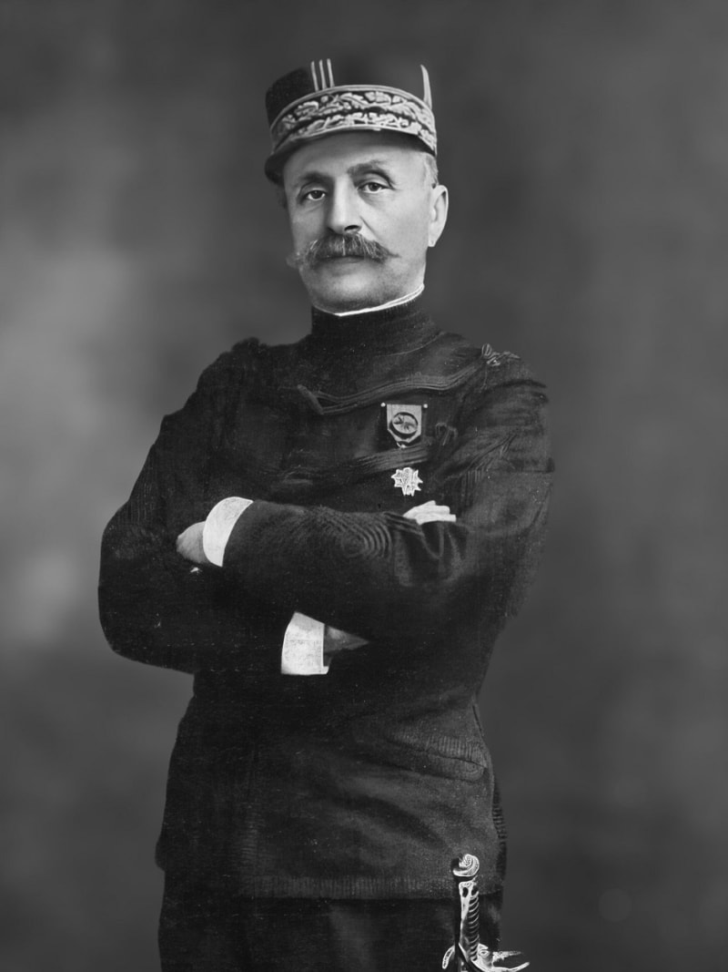 Francouzský generál a vrchní velitel dohodových sil Ferdinand Foch 