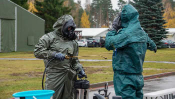 Stát zaspal, chemické vojsko nemá moderní výbavu, vyplývá z prověrky. Plnění cílů NATO vázne