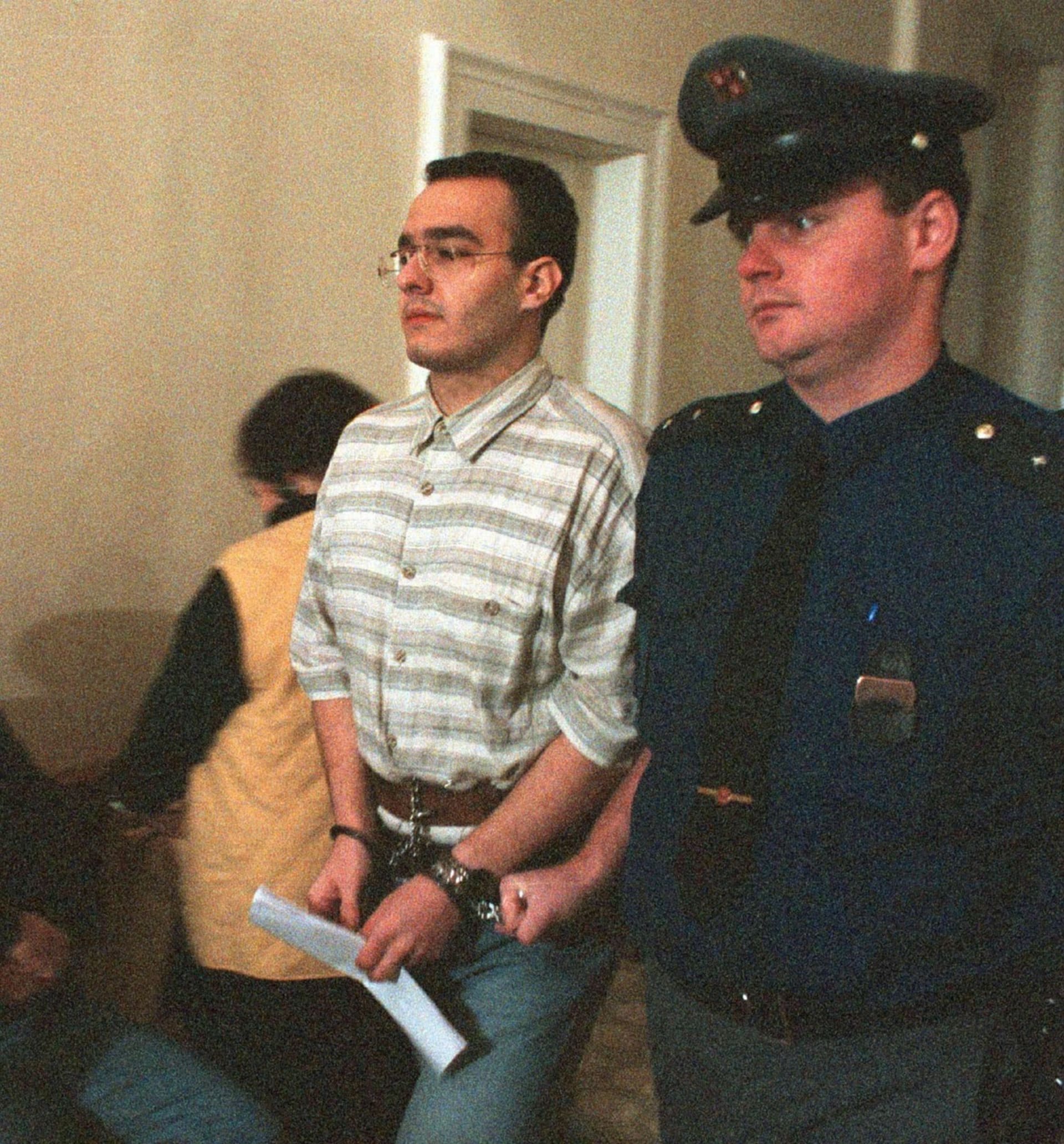 Petr Chromek v roce 1998 u soudu