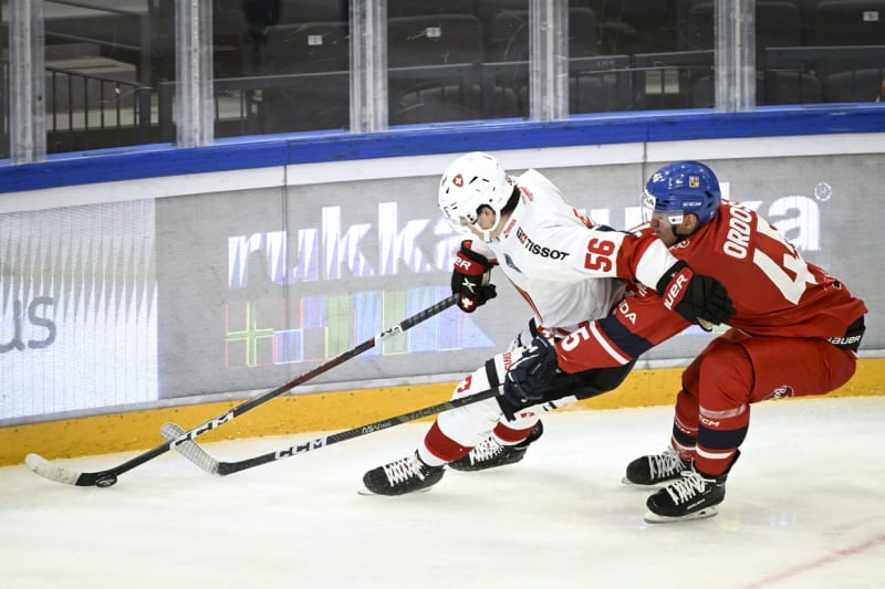 Česká hokejová reprezentace zvítězila i nad Švýcary (12. 11. 2023).