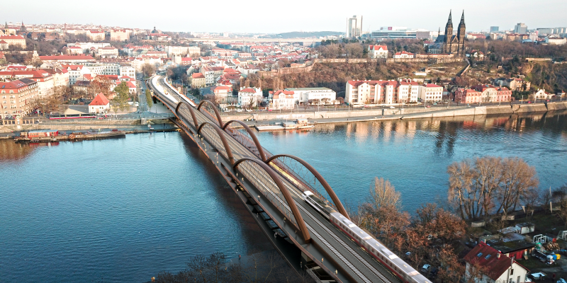 Nový železniční most pod Vyšehradem (vizualizace)