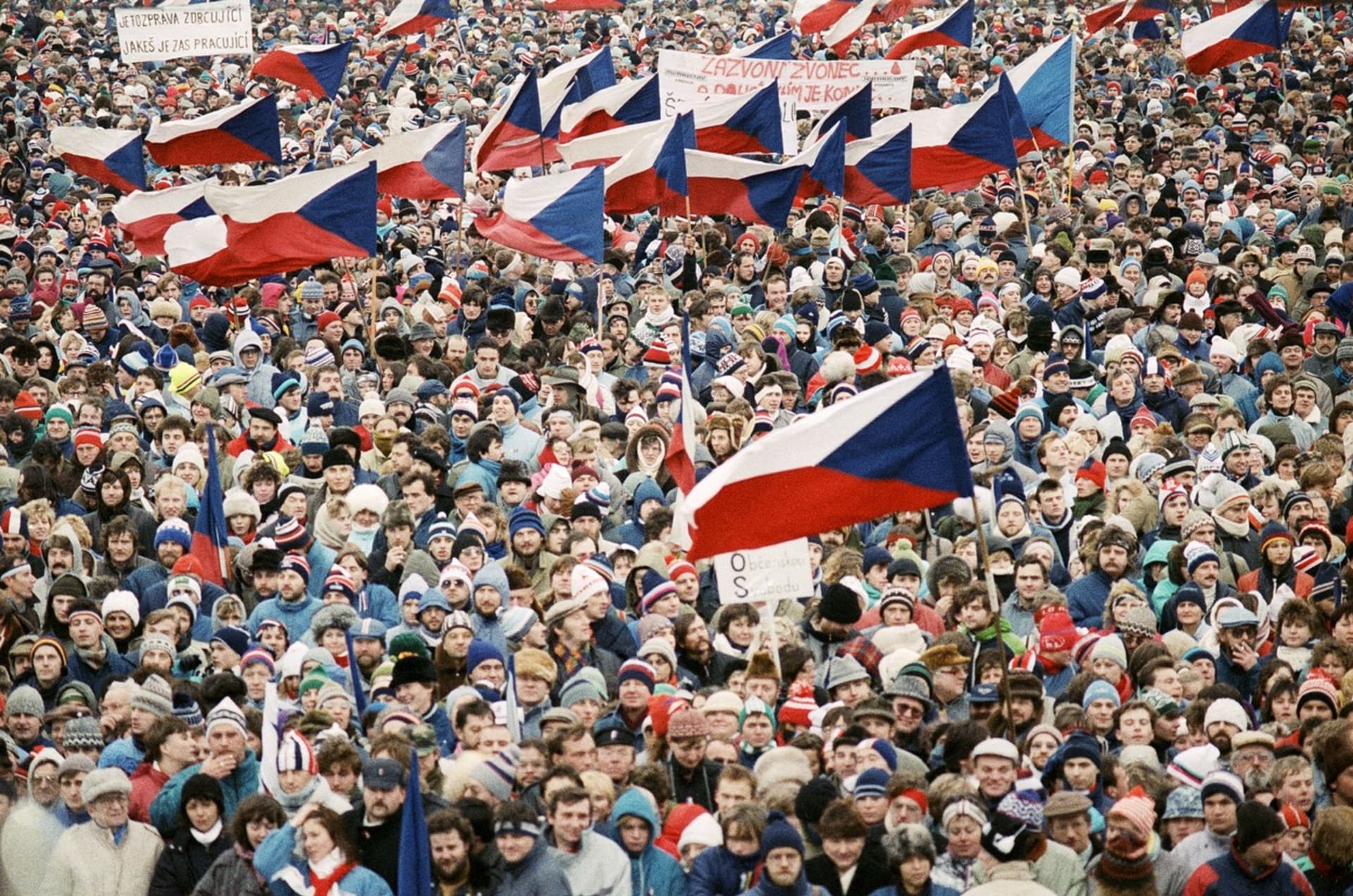 Listopadové události v Praze v roce 1989