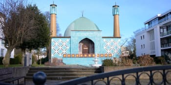 Velký zátah v Německu: Policie prohledala desítky objektů Islámského centra v Hamburku