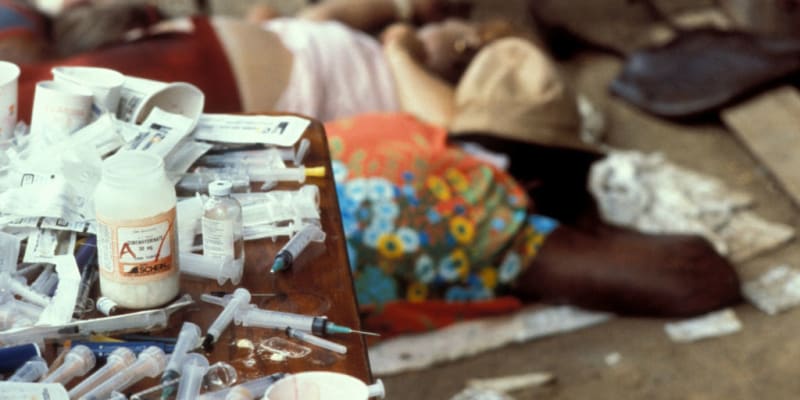 Jed a drogy, které dobrovolně či nedobrovolně přijali obyvatelé Jonestownu