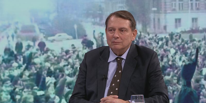Expremiér a lídr ČSSD do Evropského parlamentu Jiří Paroubek