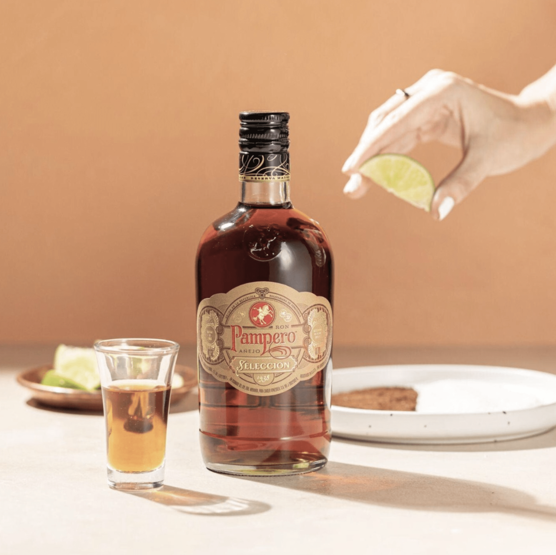 Rum Pampero si lze vychutnat samotný nebo v různých variacích.