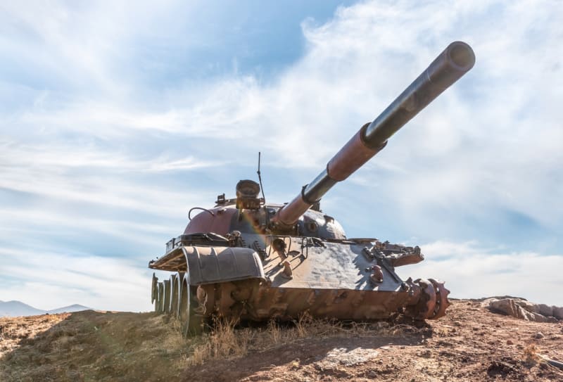 Syrský tank zničený na Golanských výšinách