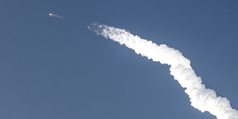 Muskova raketa se nakonec setkala s dalším neúspěchem (18. 11. 2023).