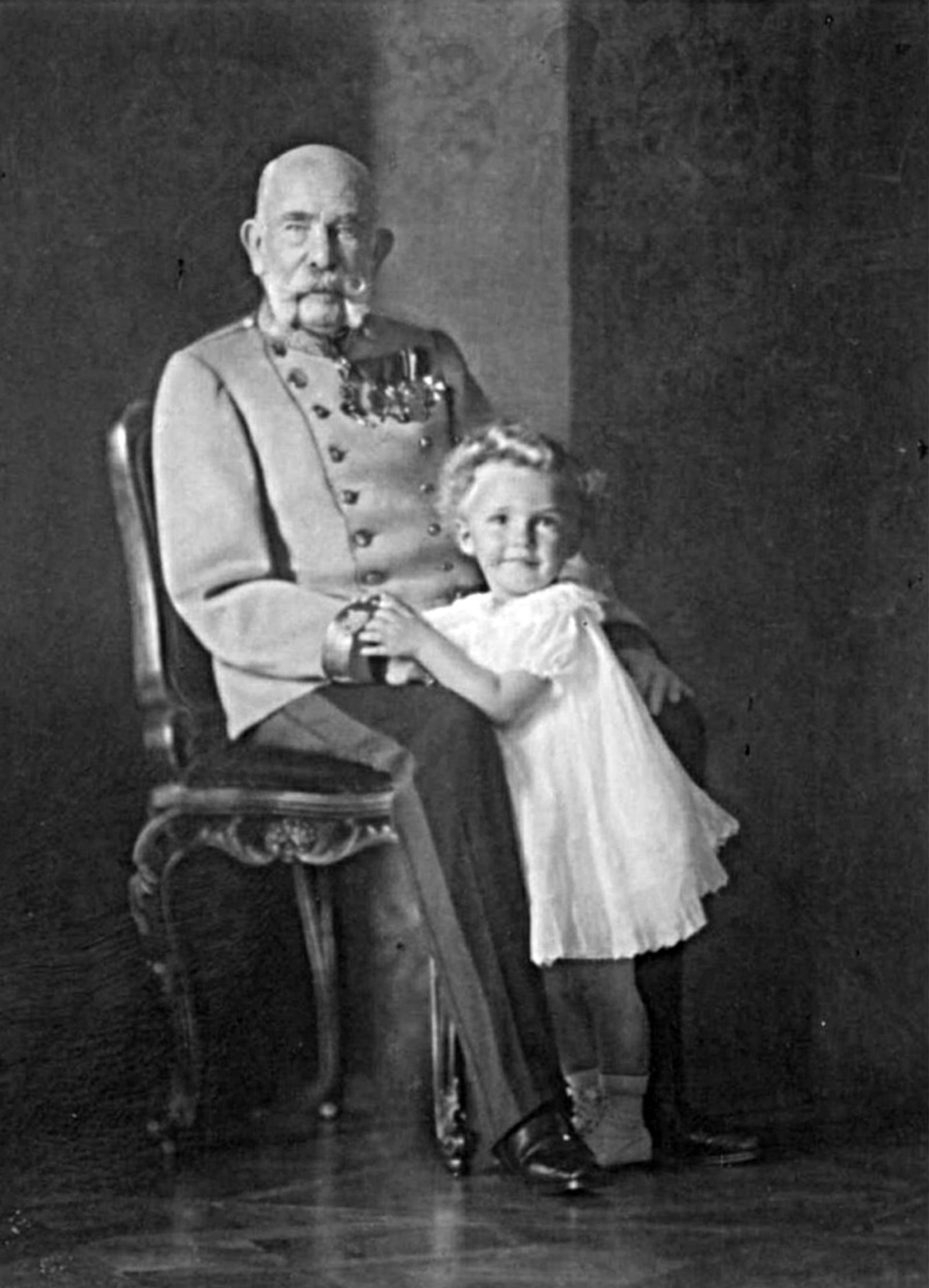 František Josef I. s malým arcivévodou Otou