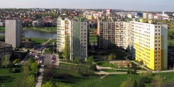NKÚ: Stát vydává miliardy na podpory, ale bytová nouze Čechů přetrvává