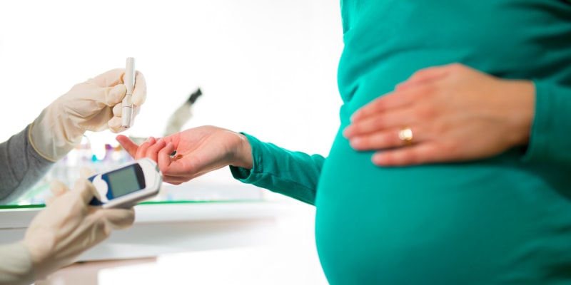 Během těhotenství se dělají testy na těhotenskou cukrovku.
