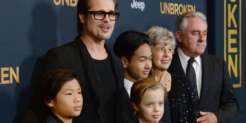 Brad Pitt se svými třemi dětmi Paxem, Maddoxem a dcerou Shiloh
