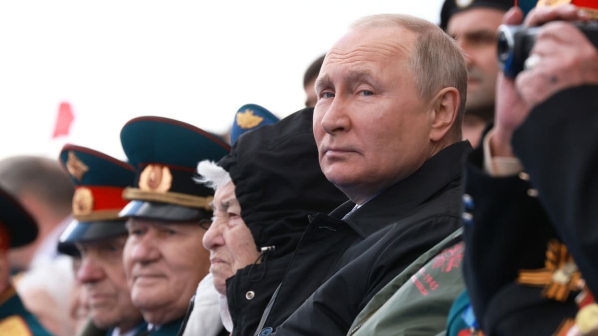 Vladimir Putin na květnové přehlídce v Moskvě