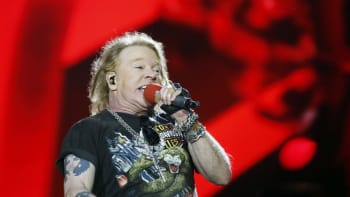 Axl Rose z Guns N' Roses čelí obvinění ze sexuálního útoku. Modelku prý surově zneužil