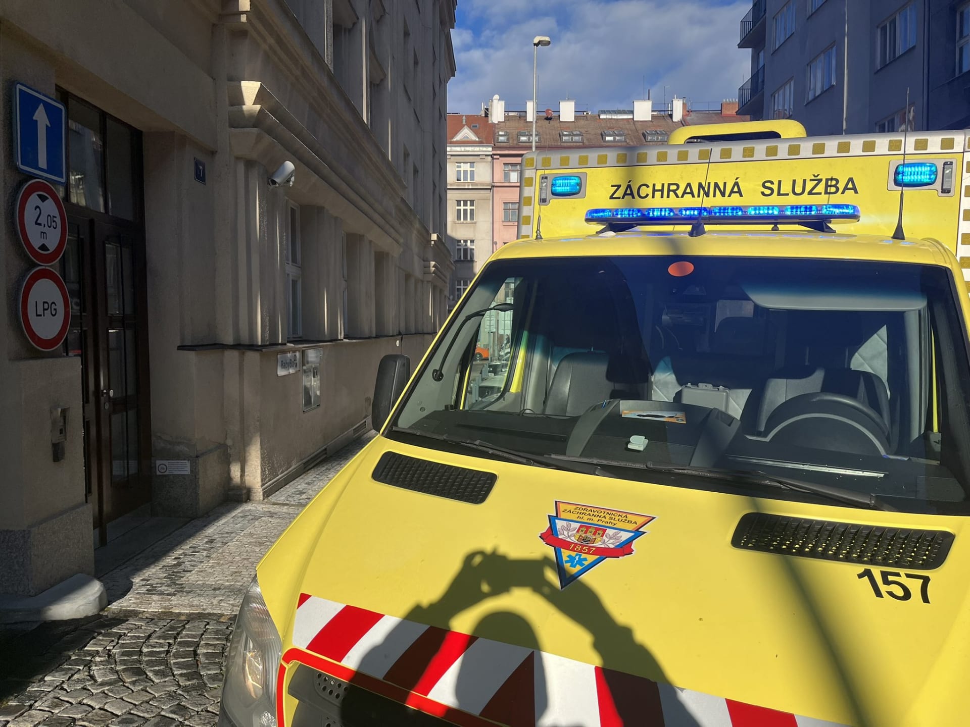 Babybox umístěný v budově radnice Prahy 6 našli novorozeného chlapce.