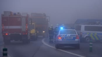 Dálnici D1 zablokovala hromadná nehoda nákladních aut. Směr na Prahu je zcela uzavřen