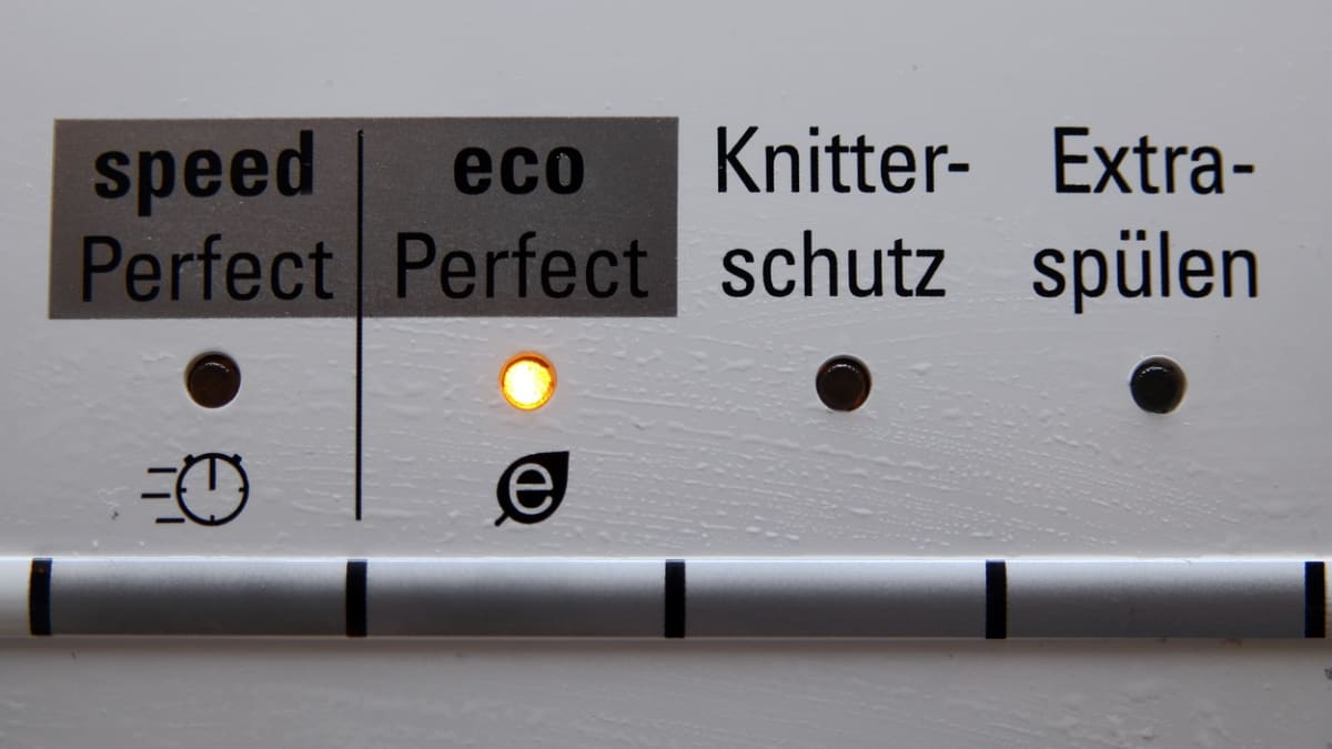 Rozdíl mezi rychlejší variantou praní Speec Perfect a eco může být z pohledu spotřeby energie až 100 .