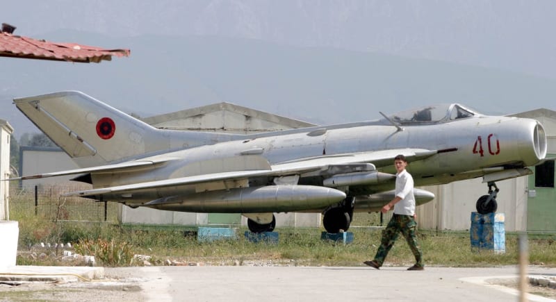 Albánský MiG-19