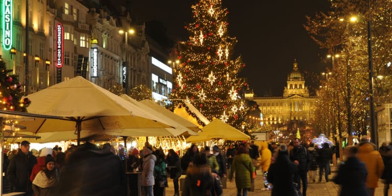Adventní trhy na Václavském náměstí