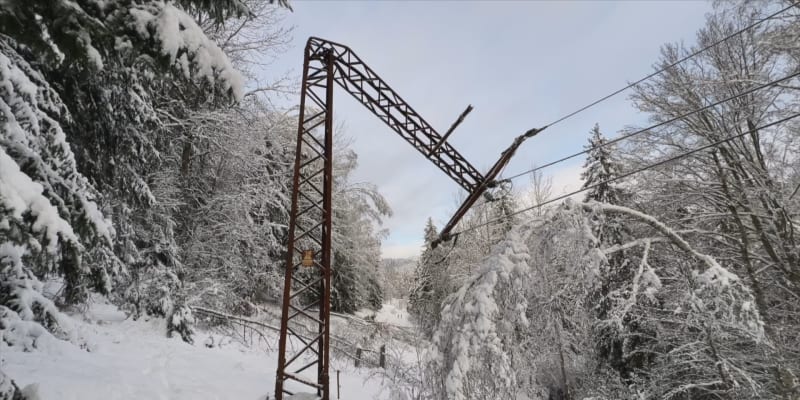 Západ Čech sužují výpadky proudu.