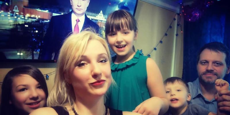Putine, jdeme si pro tebe! Jekatěrina Duncovová s manželem a dětmi