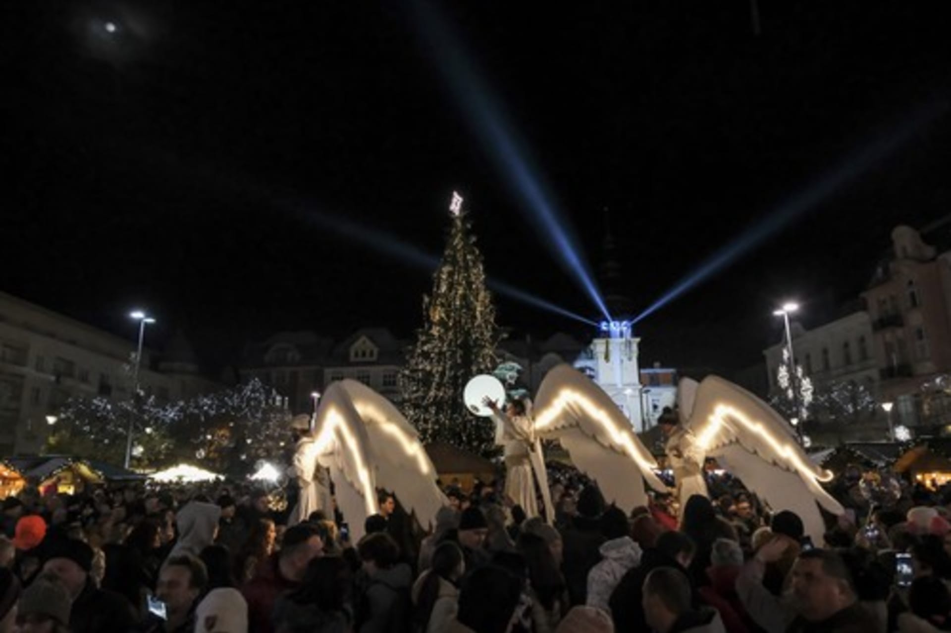 Vánoční trhy a strom v Ostravě