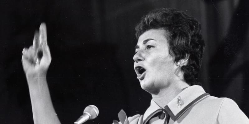 Juanita Castrová v roce 1970 na sjezdu Antikomunistické ligy