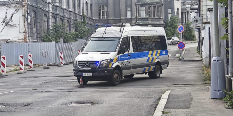 Policisté převezli do Česka dělníka podezřelého z brutální vraždy v Ústí nad Labem