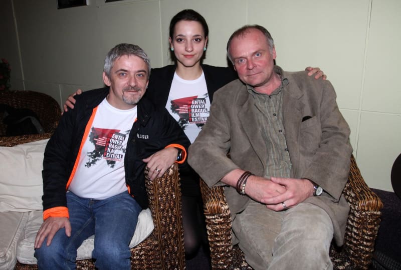 Petra Horváthová na snímku s Michalem Suchánkem a Igorem Barešem.