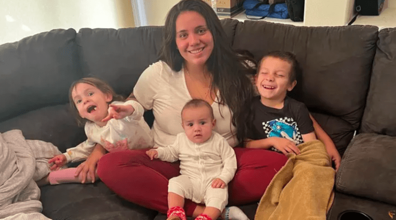 Dnes je 26letá Aryanna Brewerová trojnásobnou matkou. Radost ze čtvrtého těhotenství jí sebrala zdrcující diagnóza: vzácná leukémie se vrátila.