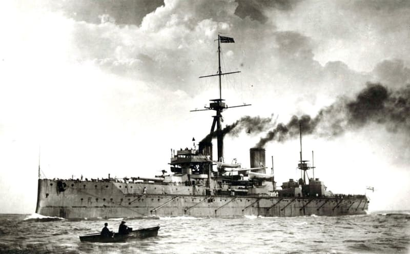 HMS Dreadnought v akci