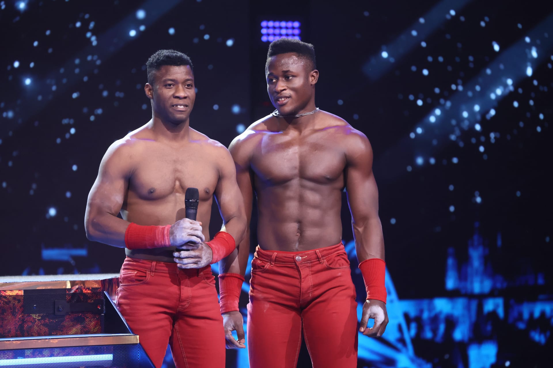 Duo akrobatů Ramadhani Brothers Ramadhani se představilo i v 18. sezóny Americas Got Talent.