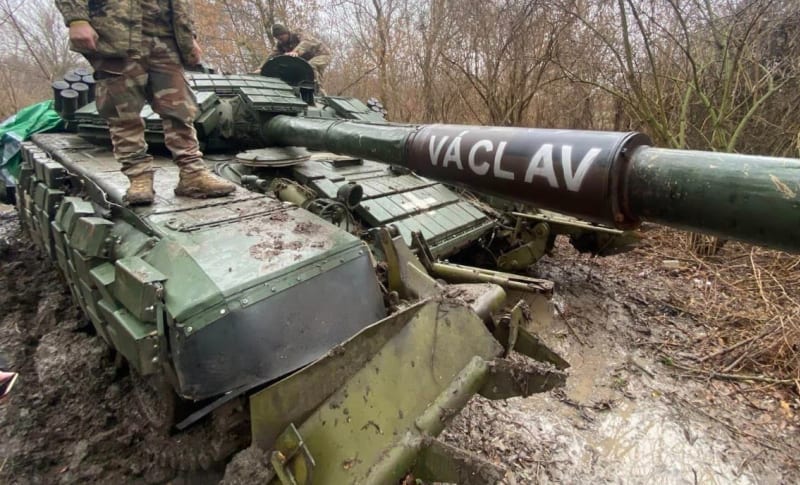 Český tank T-72 na Ukrajině byl pokřtěn na Václava a dostal také GoPro kameru.